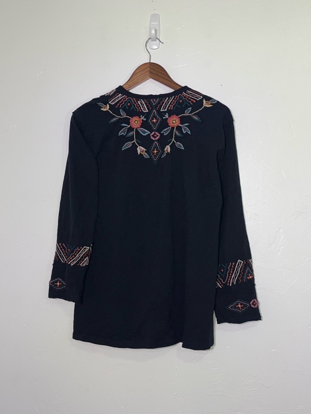 Caite "Isa" Black Embroidered Boho Peasant Blouse Cotton Folk Art Tunic XL - Picture 12 of 13